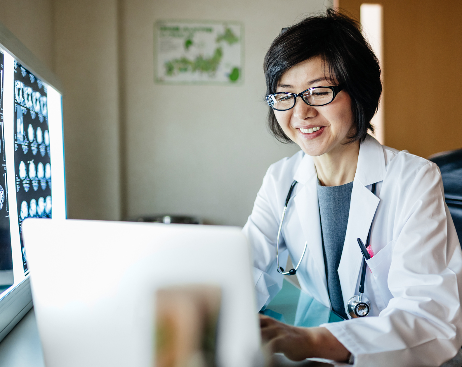 Homepage_The trusted partner_Image_Healthcare